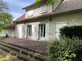 Maison à LA GUERCHE-SUR-L&#039;AUBOIS