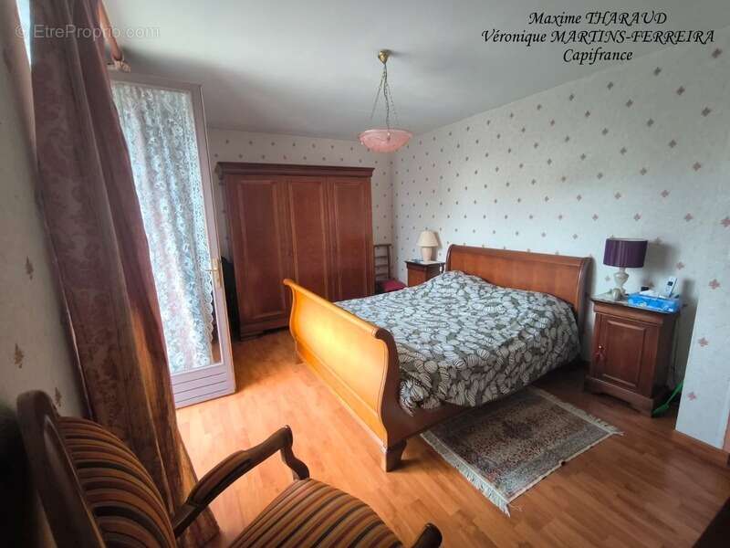 Maison à DUN-LE-POELIER