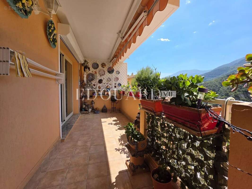 Appartement à MENTON