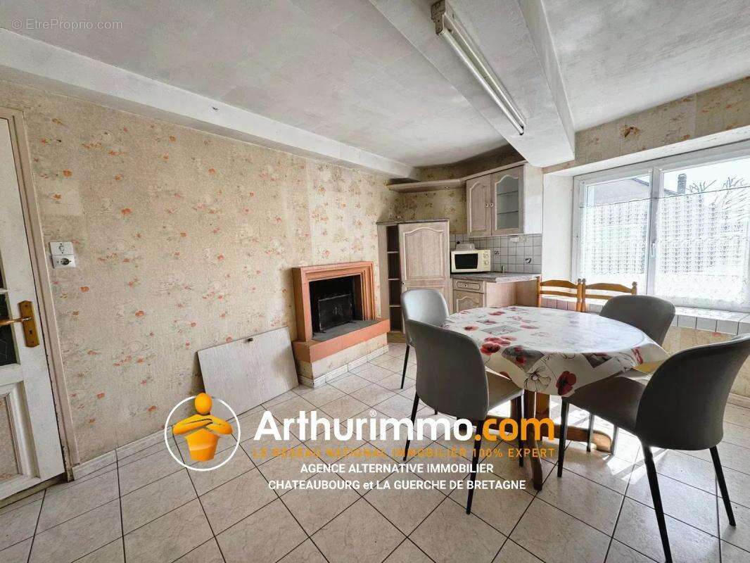 Maison à LA GUERCHE-DE-BRETAGNE