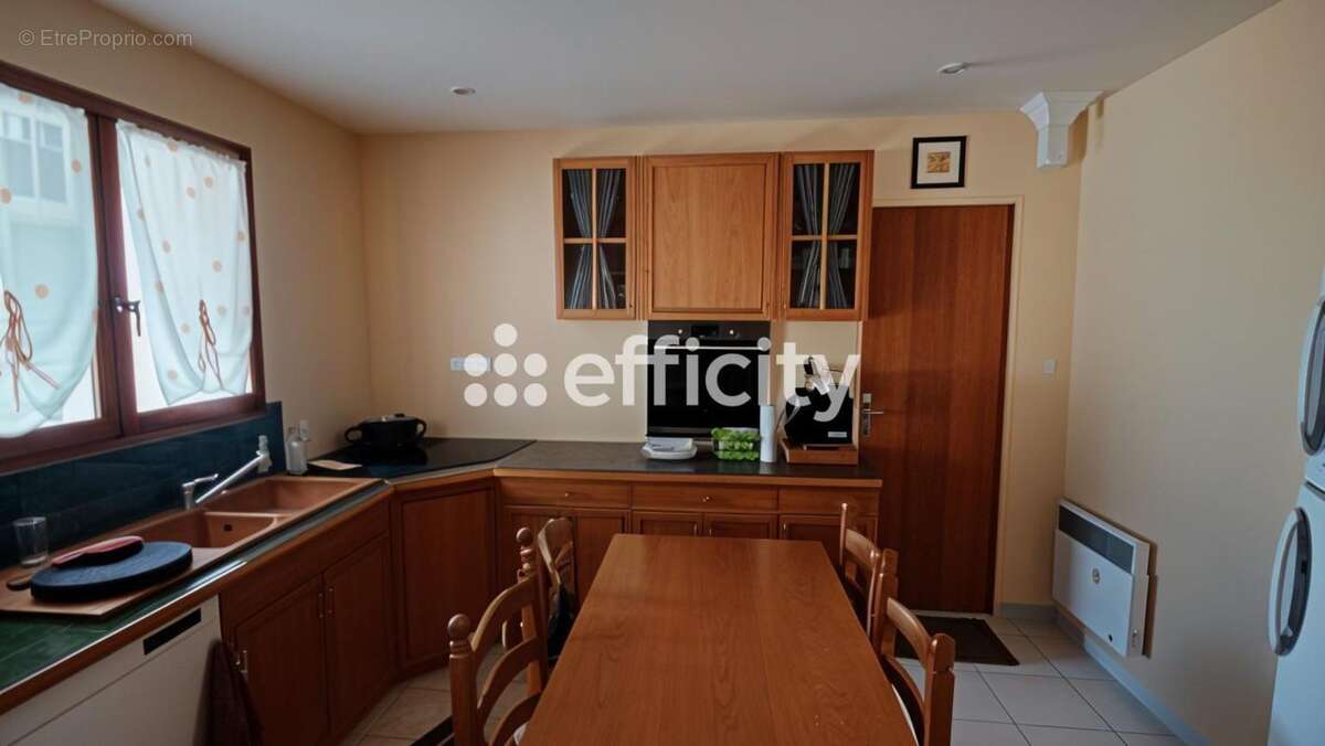 Maison 100 m² à Aytre  - photo 4
