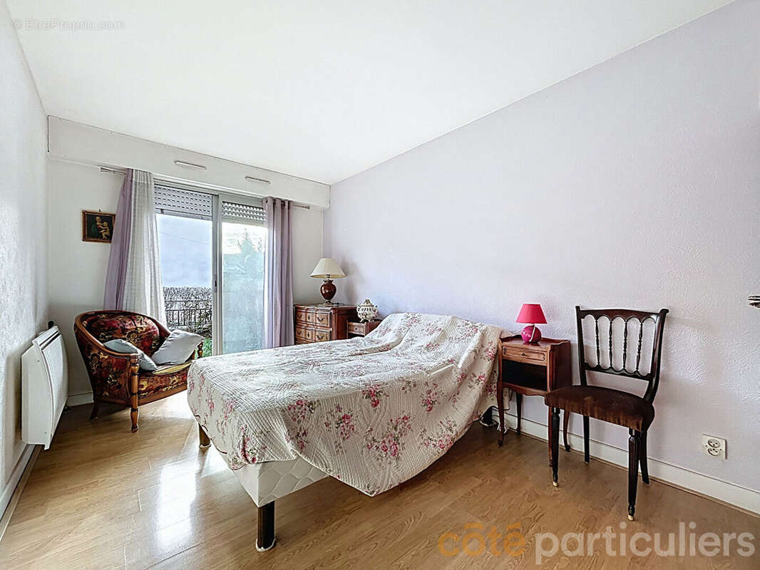 Appartement à SAINT-MAUR-DES-FOSSES