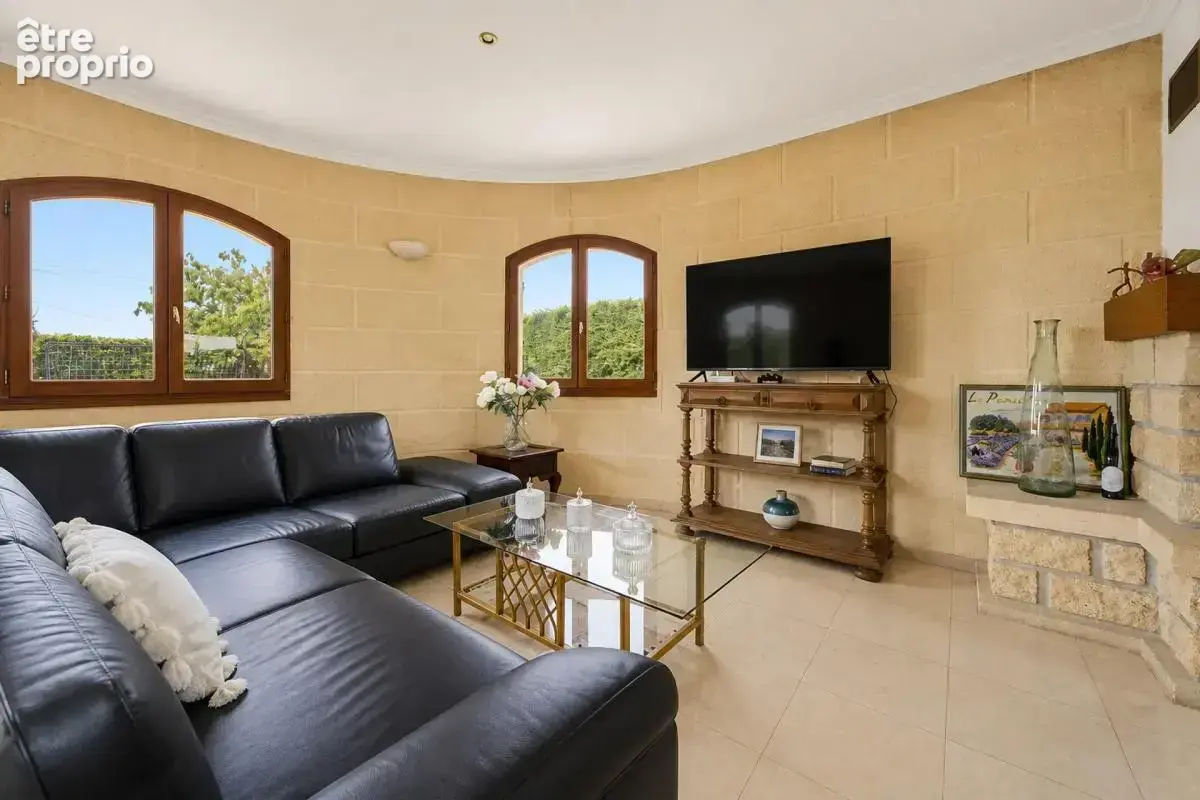 Laissez-vous séduire par cette villa de caractère - photo 5