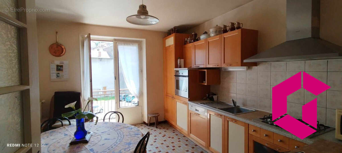 Maison à OLLIERGUES