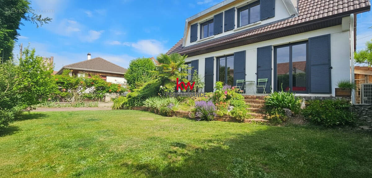 Maison à ERMONT