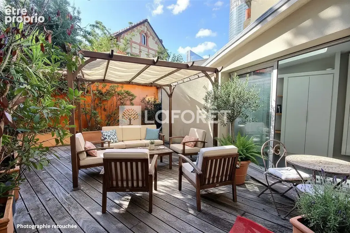 Maison Courbevoie 7 pièce(s) 150 m2 - photo 1