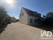 Photo 1 - Maison à SAINT-MARTIN-DES-CHAMPS