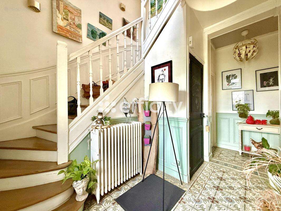 Maison 225 m² à Soissons  - photo 10