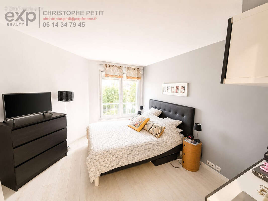 Appartement à LEVALLOIS-PERRET