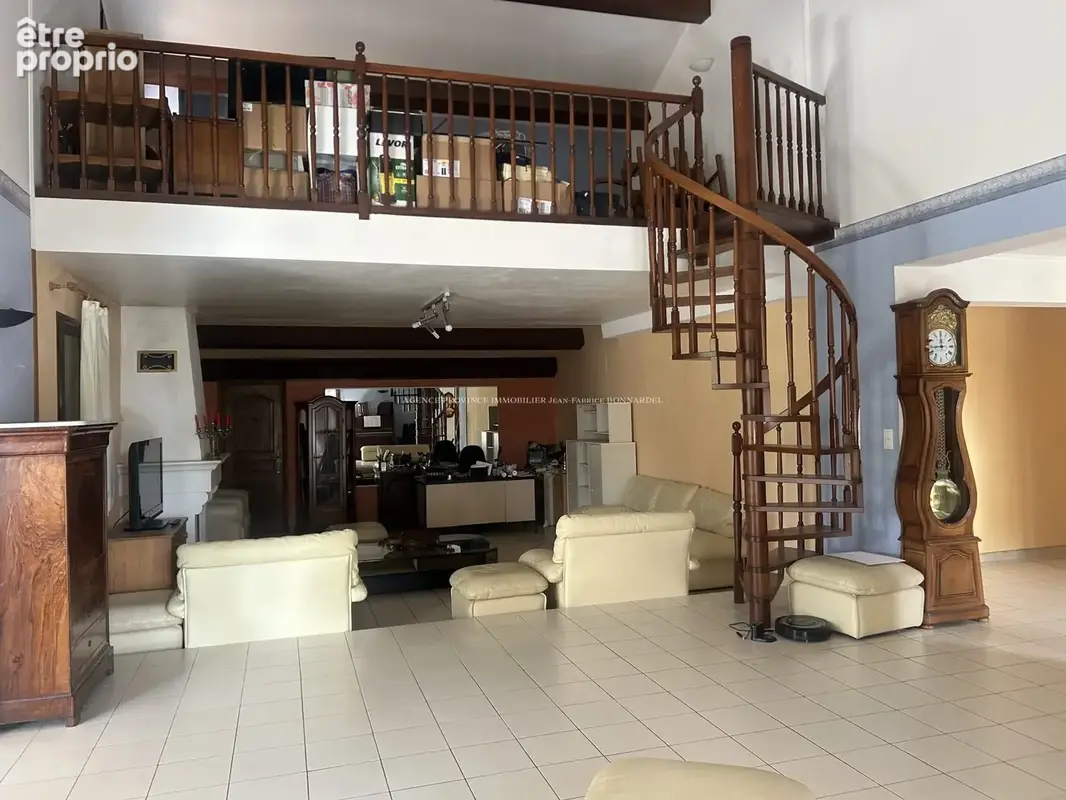 Maison 6 pièces 185 m² à vendre à Grignan (26230) - photo 6
