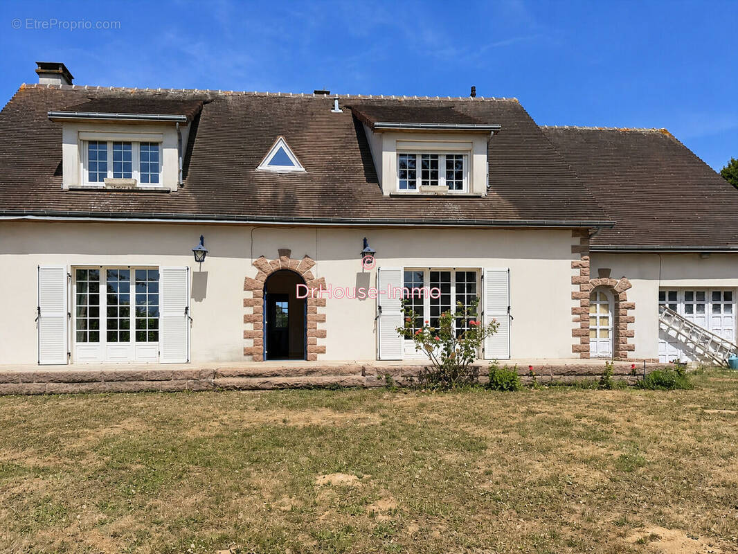Maison à SAINT-LONGIS