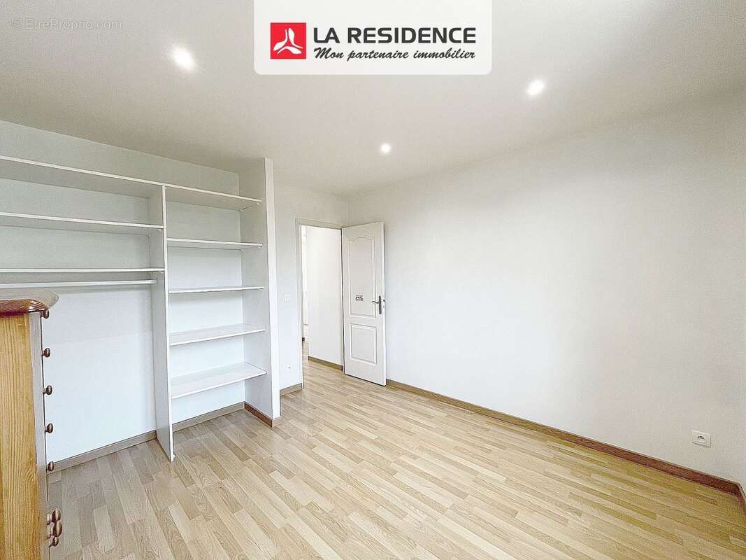Maison 98 m² à Saint-Ouen-L'aumone  - photo 8