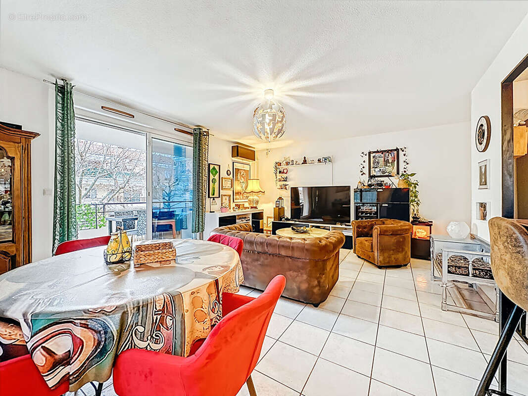 Appartement à MARSEILLE-13E