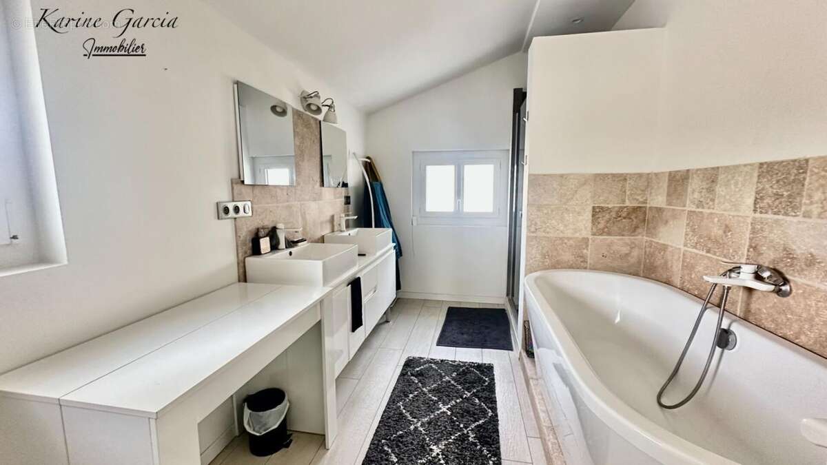 Appartement à SANARY-SUR-MER