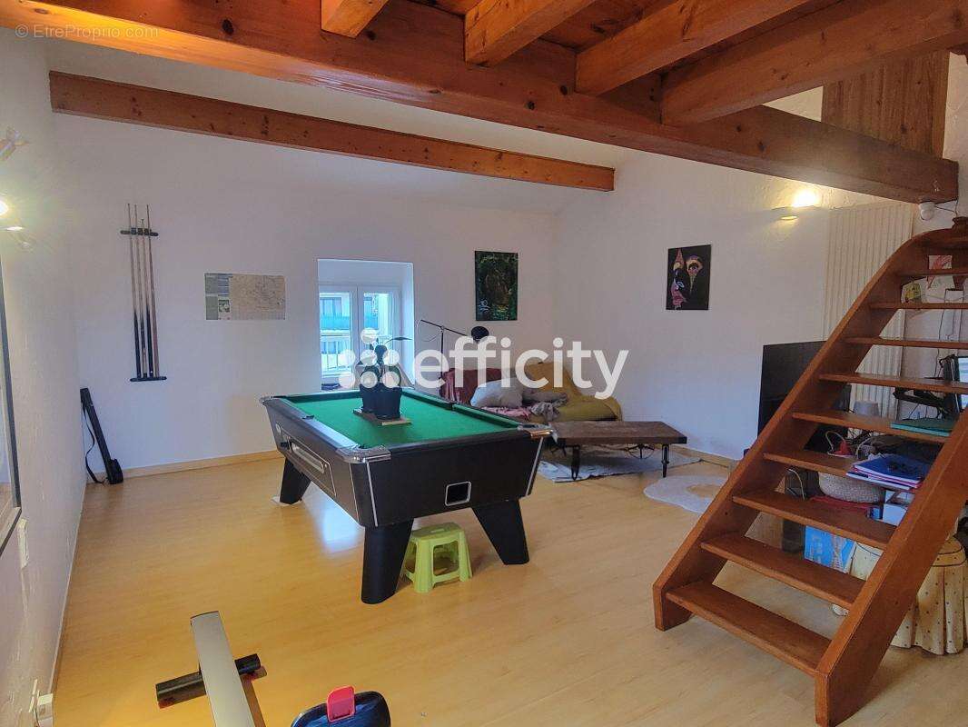 Appartement à BOURG-DE-PEAGE