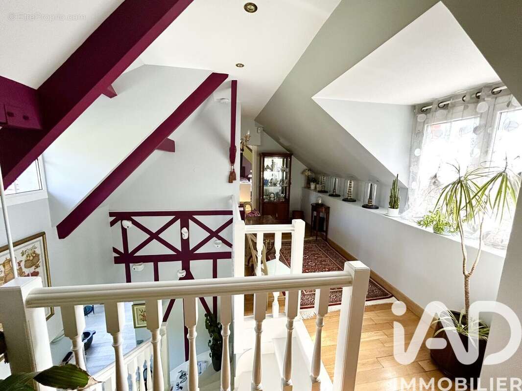 Photo 8 - Maison à SAINT-FARGEAU-PONTHIERRY