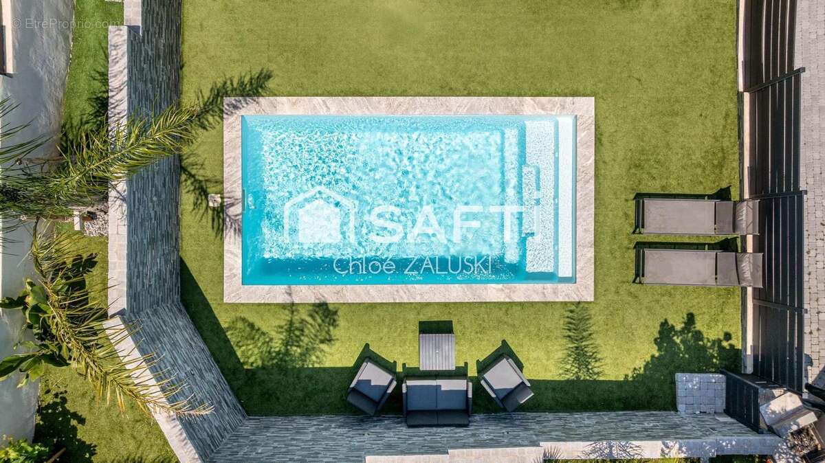 Photo 2 - Maison à FREJUS