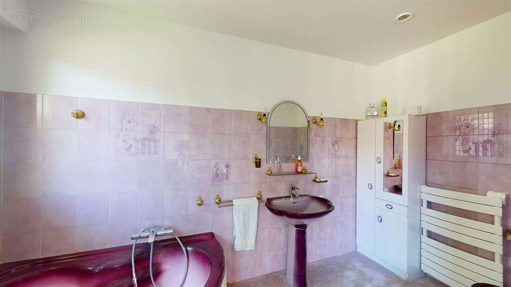 Maison 320 m² à Clamart  - photo 13