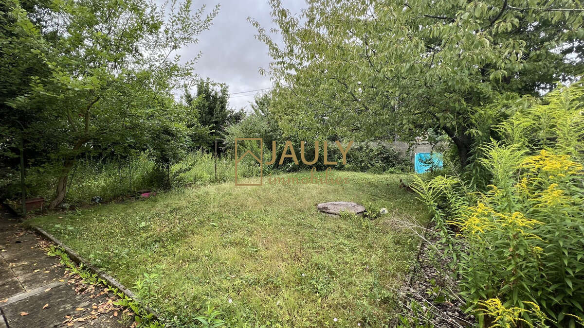 Terrain à VARREDDES