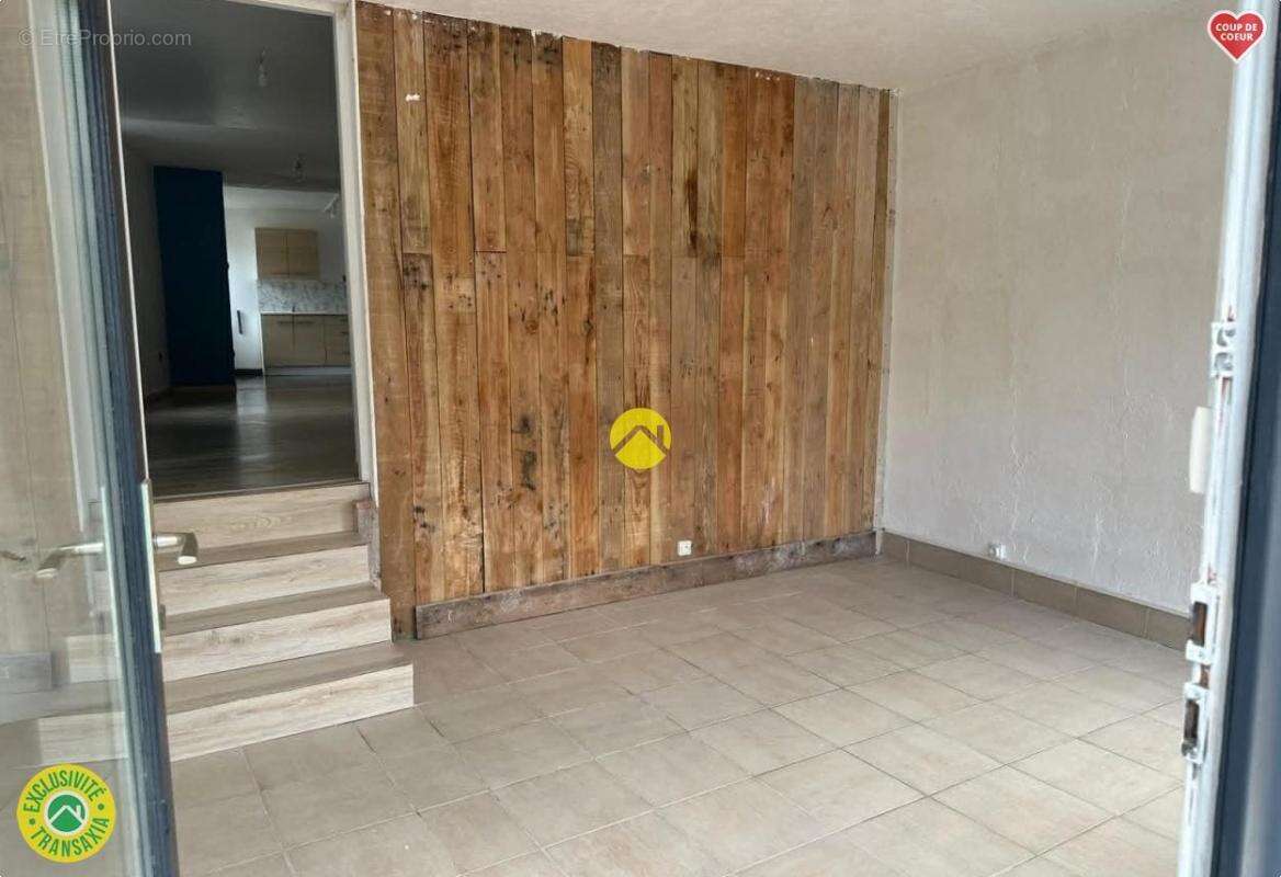 Logement rénové sans terrain - photo 3