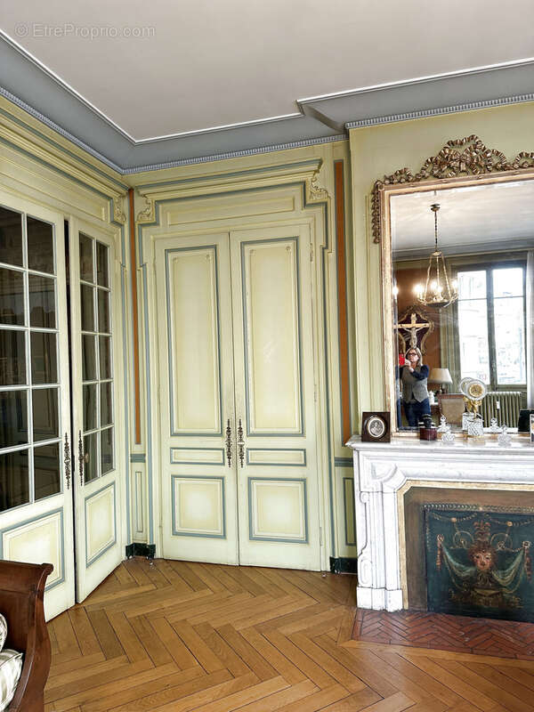 Appartement à LYON-6E