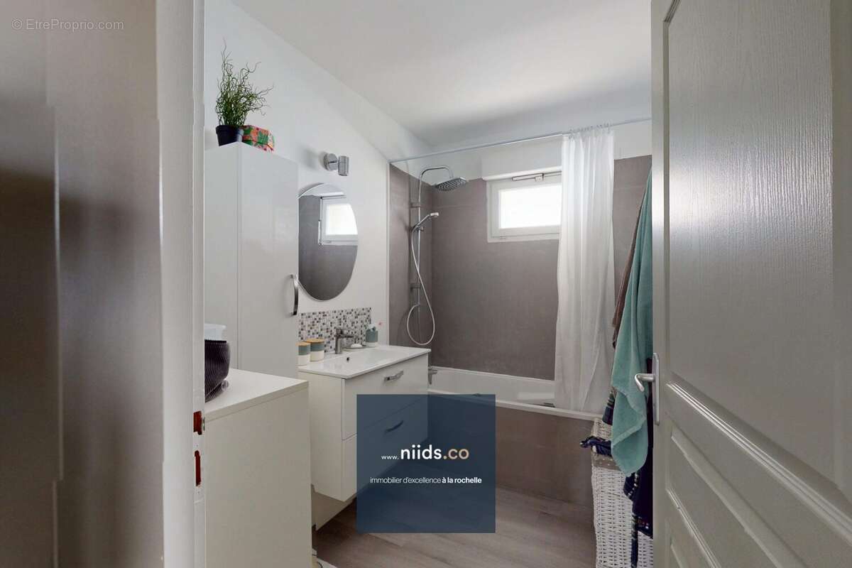 Appartement à AYTRE