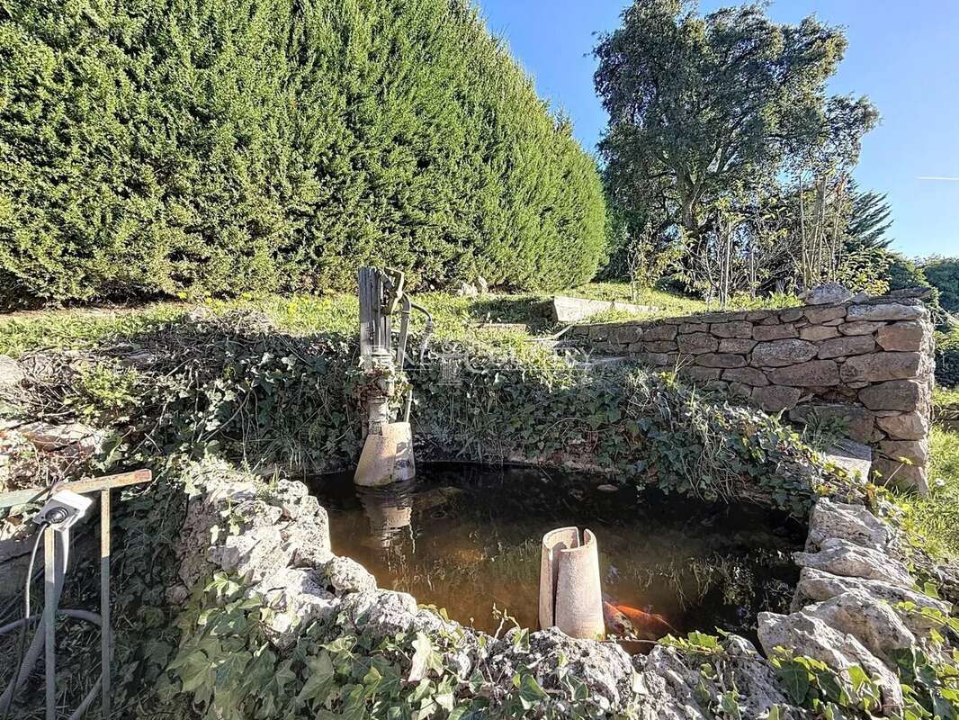 Maison à LES ADRETS-DE-L&#039;ESTEREL
