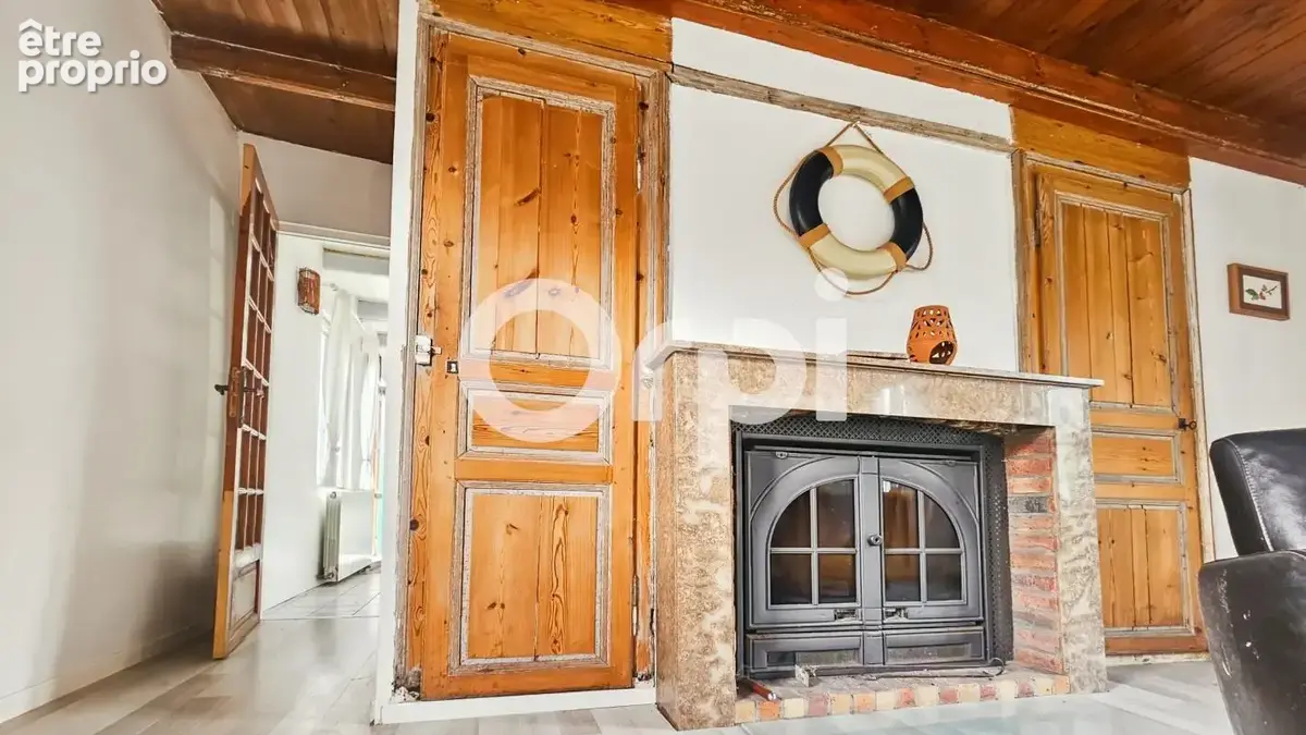 Maison à ALEMBON