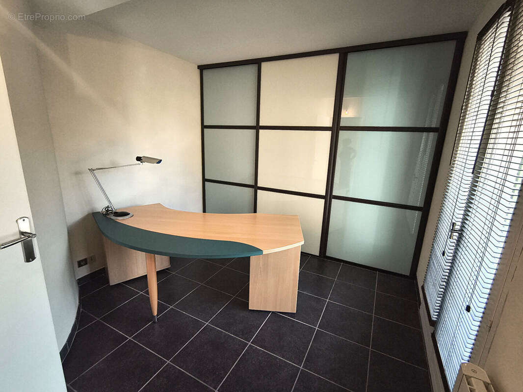 Maison Tallende 9 pièce(s) 192.09 m2 - photo 6