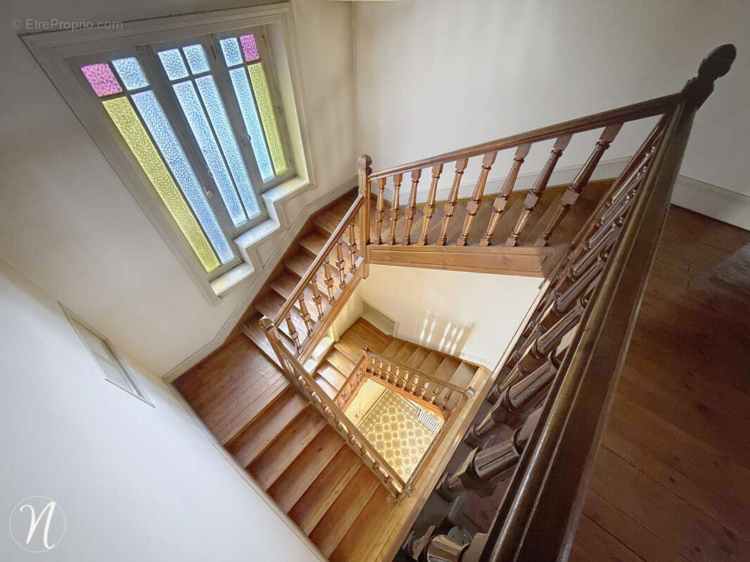 Maison de Ville Bourgeoise au Cœur de Saint-Chamond - photo 5