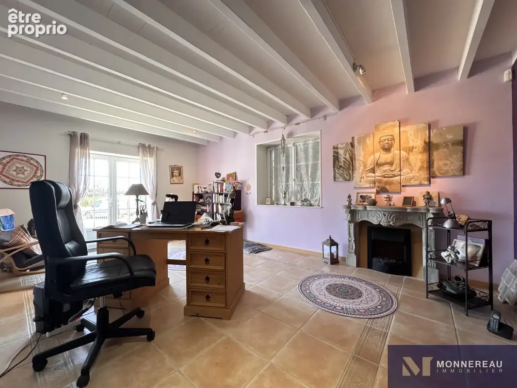 Demeure en pierre renovee avec piscine, jardin et annexe - photo 15