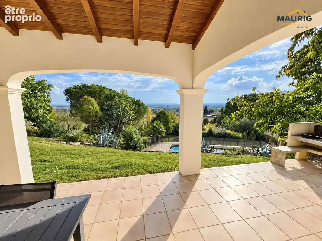 Propriété d’exception   Vue dominante sur Marmande   Piscine & parc paysager - photo 12
