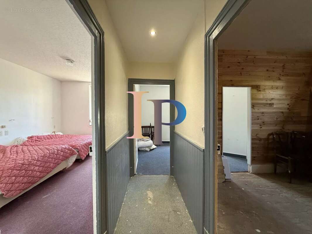 Ensemble immobilier de caractere - photo 28