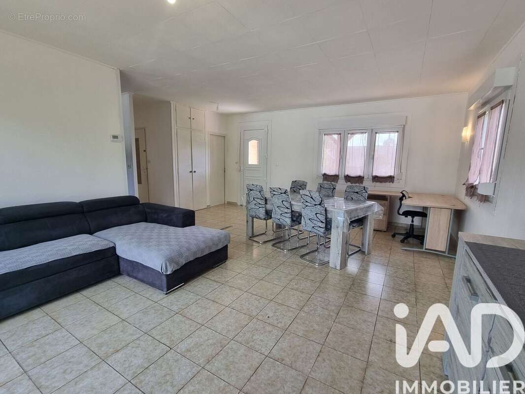 Photo 8 - Maison à AVION
