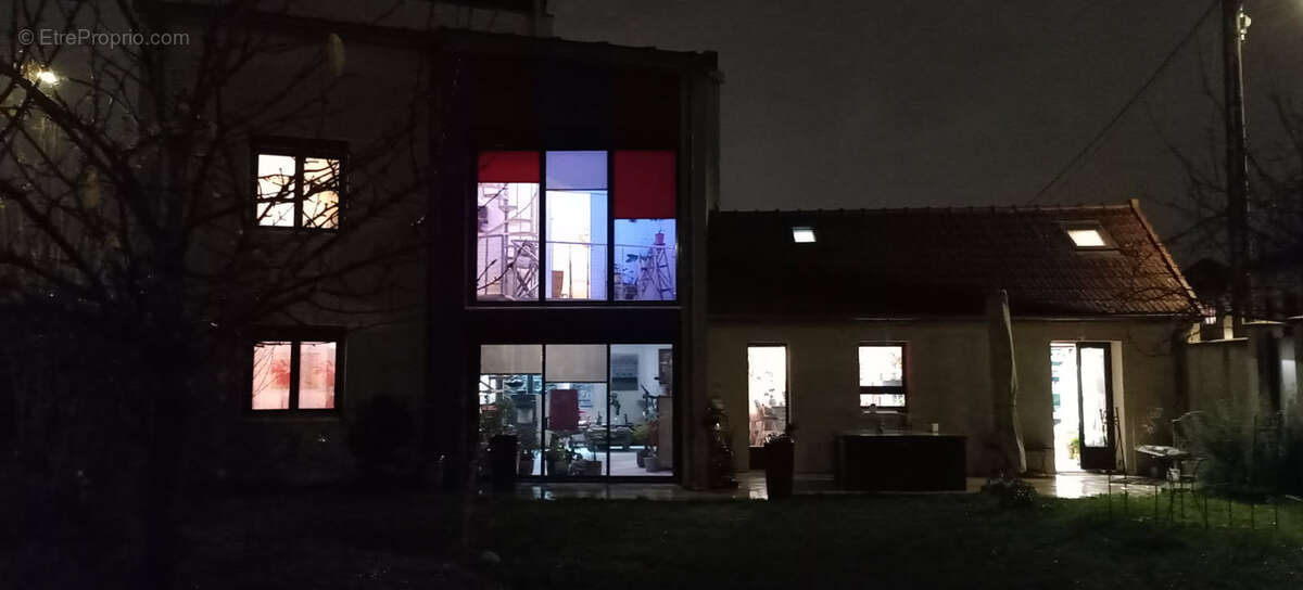 Maison à VIGNEUX-SUR-SEINE