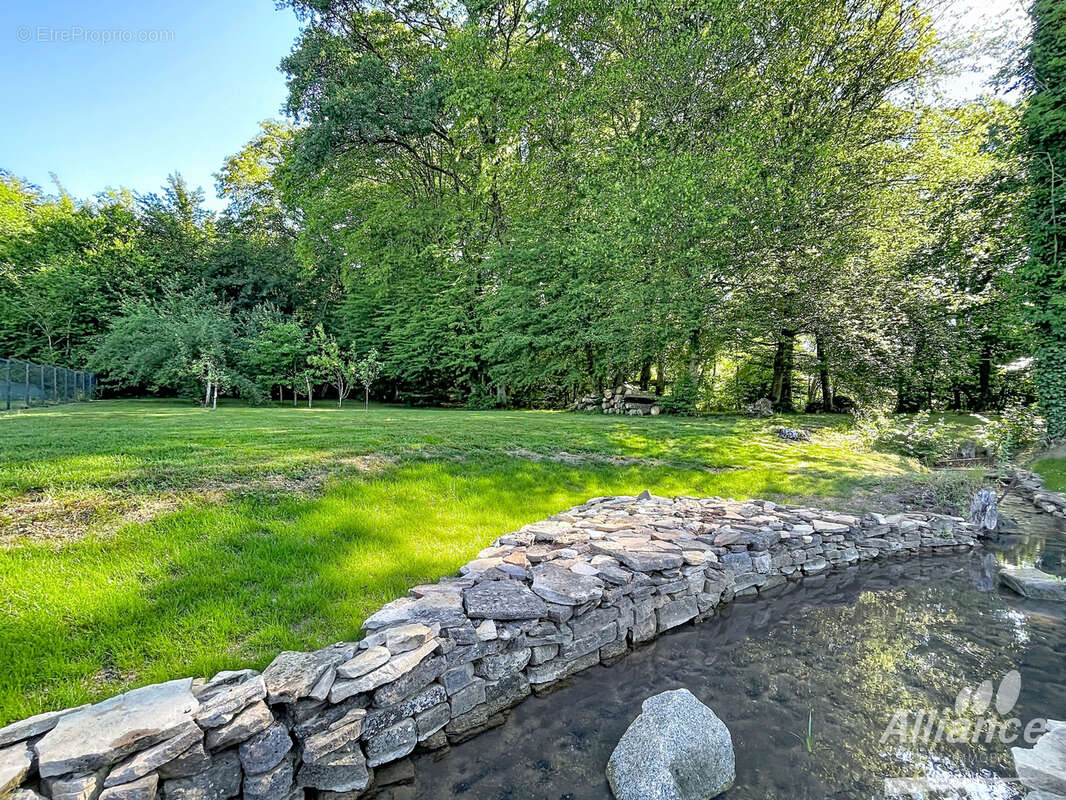 Maison de prestige de 162 m2  avec 4 chambres en lisière de forêt   Cadre atypique - photo 18