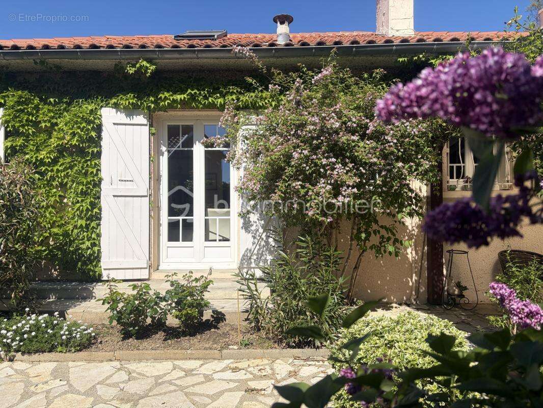Maison à ESCALQUENS