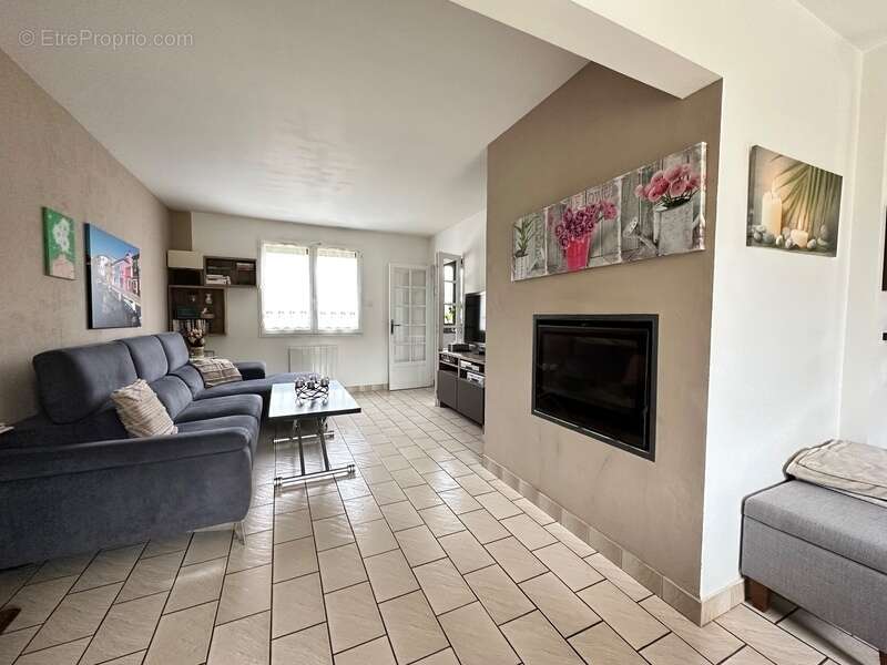 Maison à BURES-SUR-YVETTE