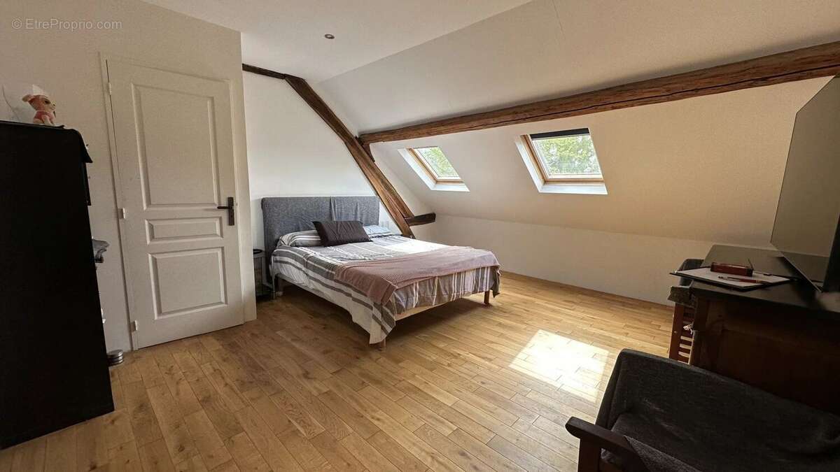 Maison à SAINT-GEORGES-DU-VIEVRE