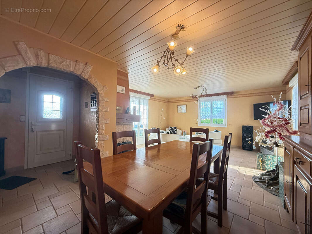 Maison à VARANGEVILLE