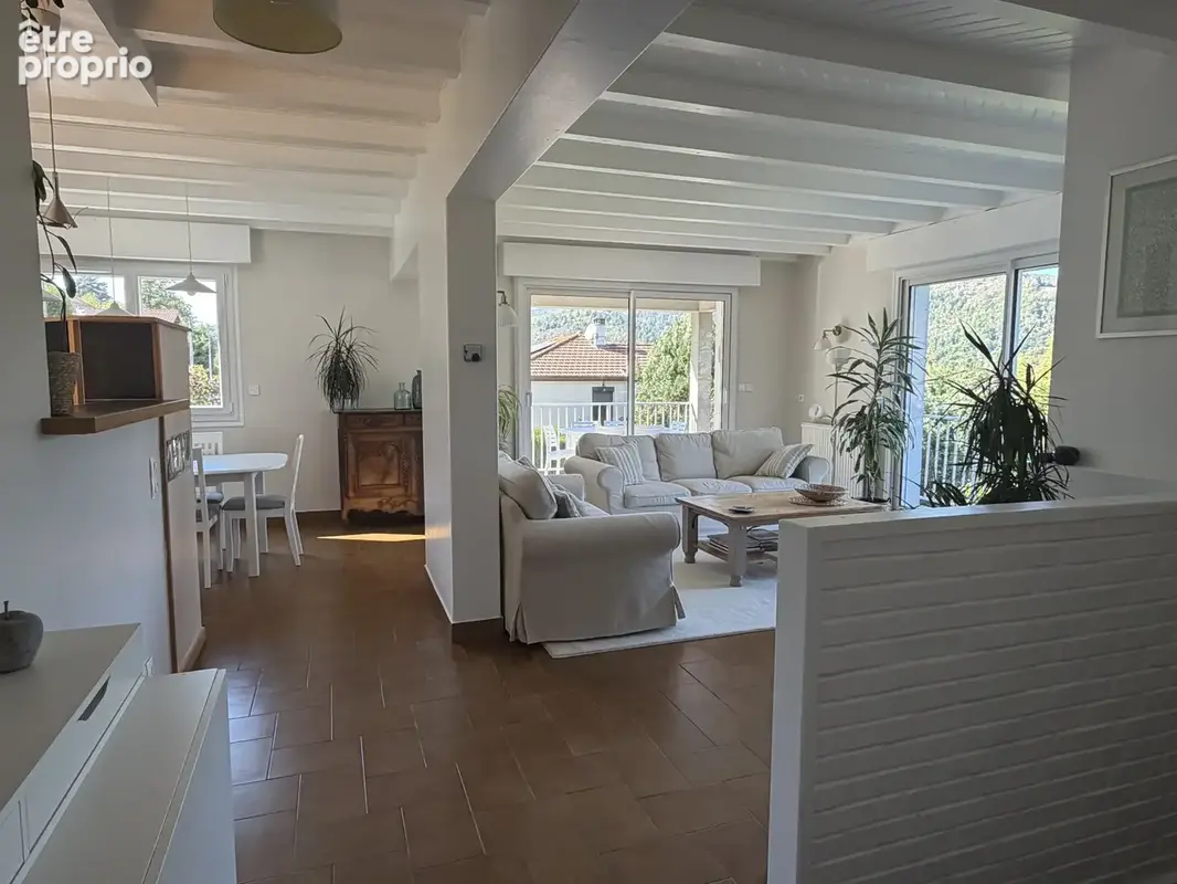 En exclusivité - Maison 9 familiale de 160 m2 - Aurec-Sur-Loire - photo 6