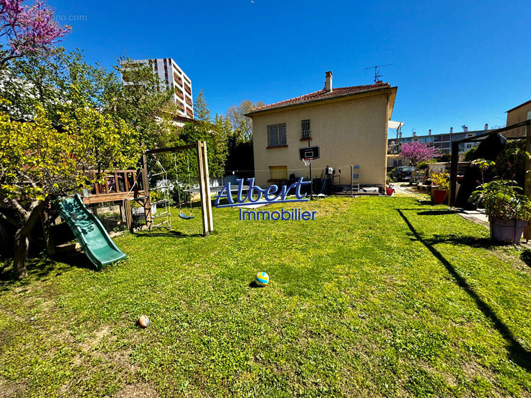 Maison à LA SEYNE-SUR-MER