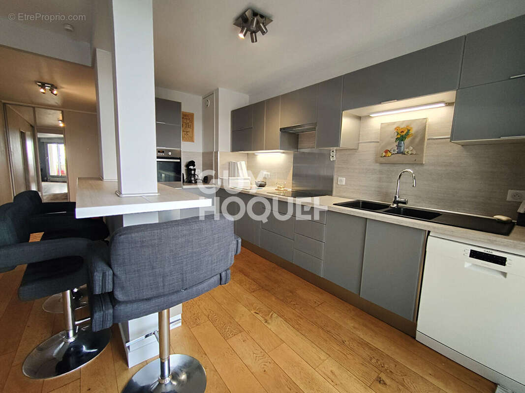 Appartement Courbevoie 4 pièces 96.05 m2 - photo 4