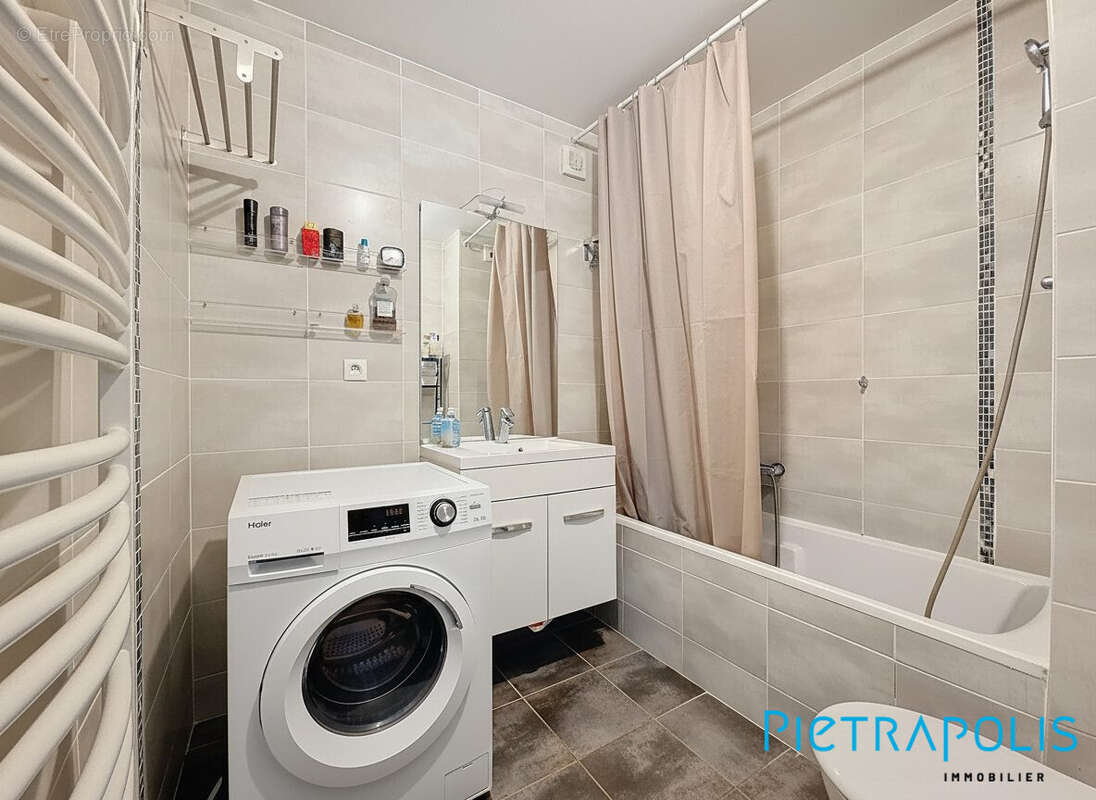 Appartement à SAINT-GENIS-POUILLY