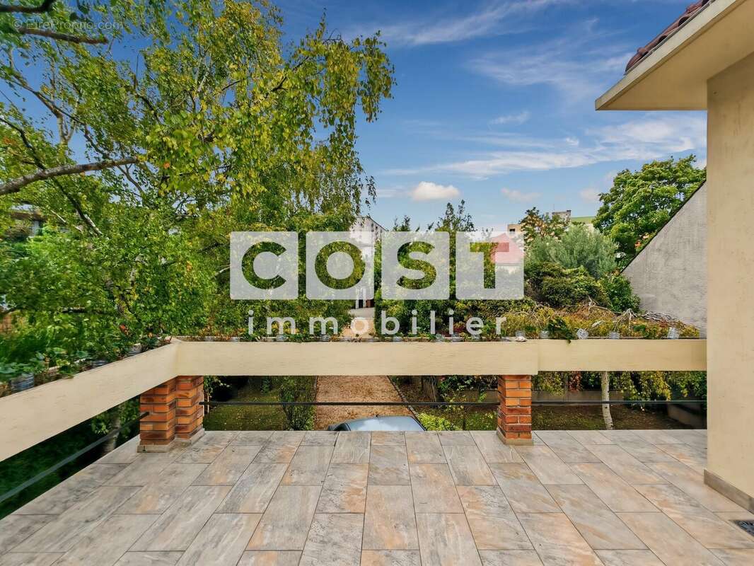 Maison 157 m² à Colombes  - photo 7