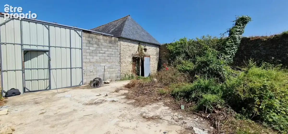 A vendre-Bretagne-Finistère Sud- Poullan sur Mer-Grange à rénover – 137 m² environ- terrain de 290 m² environ - photo 3