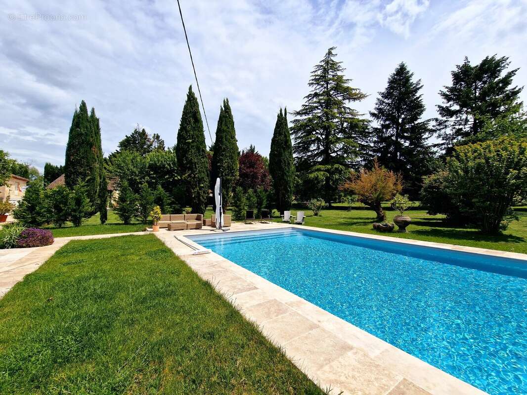 Magnifique propriété avec deux piscines sur les rives du Lot - photo 21