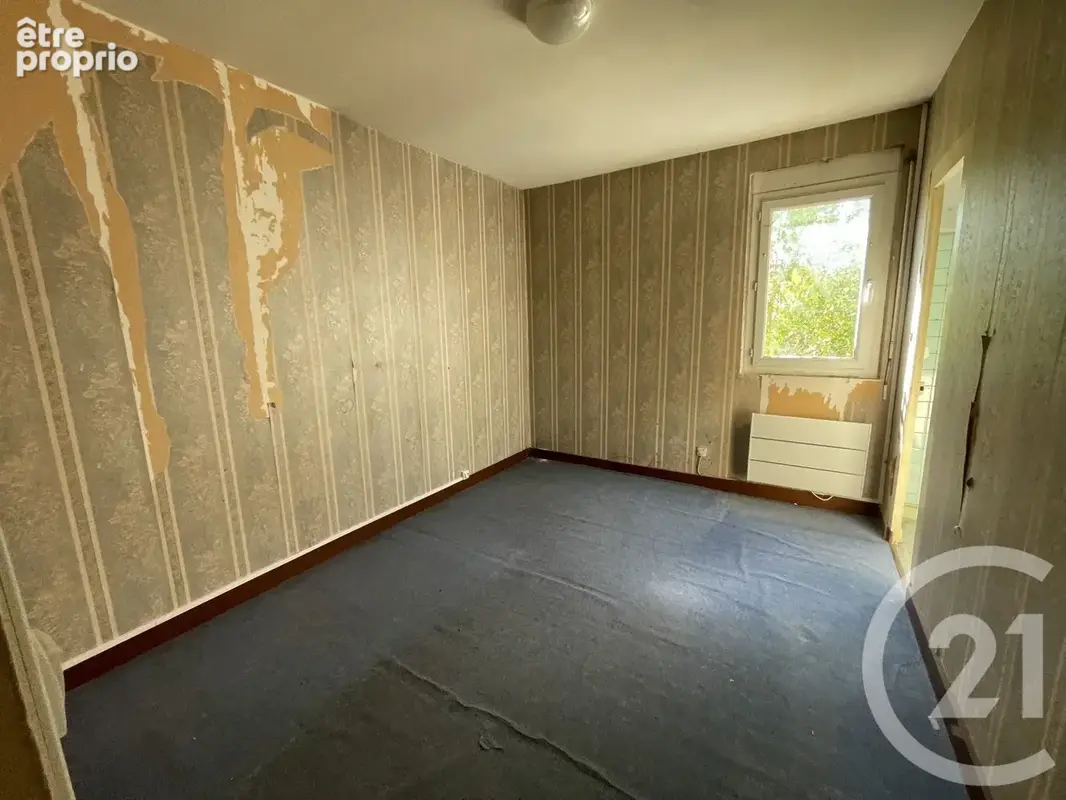 Maison 4 pièces 115 m² à vendre à Saint-Medard-De-Guizieres (33230) - photo 4