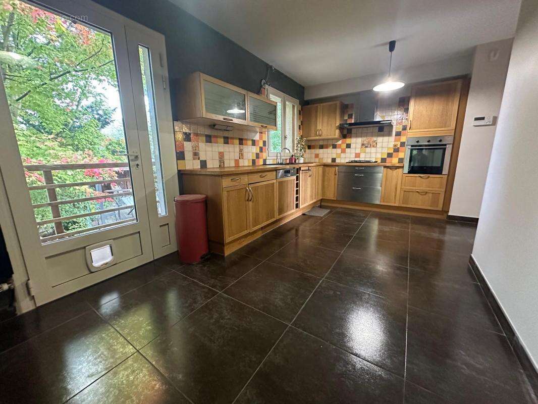 Maison à LES PONTS-DE-CE