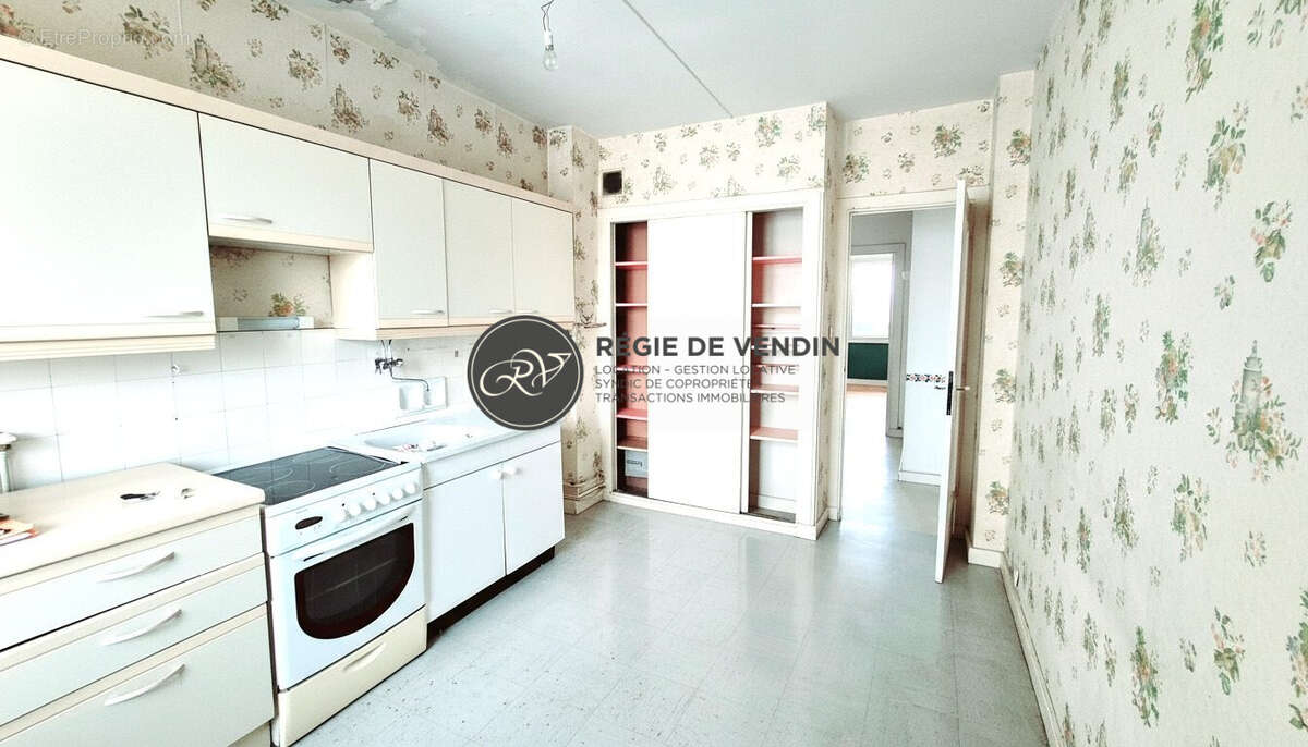 Appartement à LYON-8E